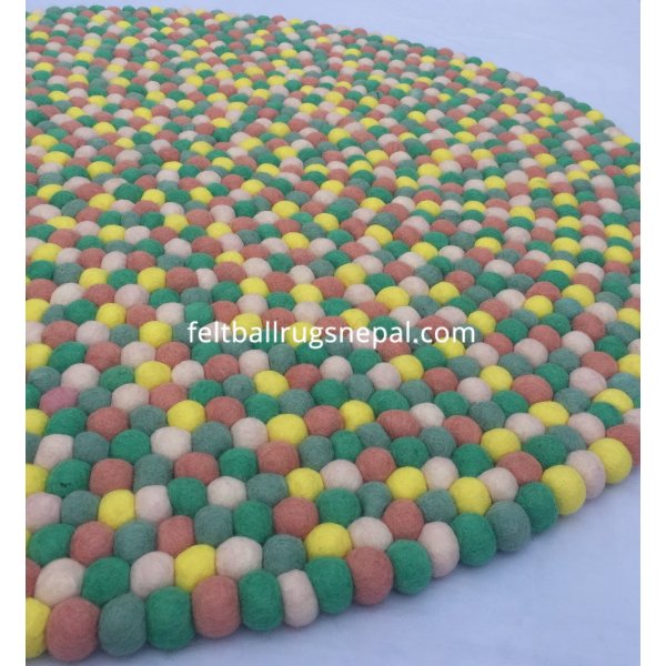 mint-green-handmade-felt-rug (3)
