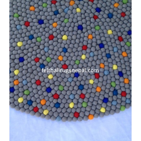 multi-dotted-with-grey-felt-ball-rug (2)